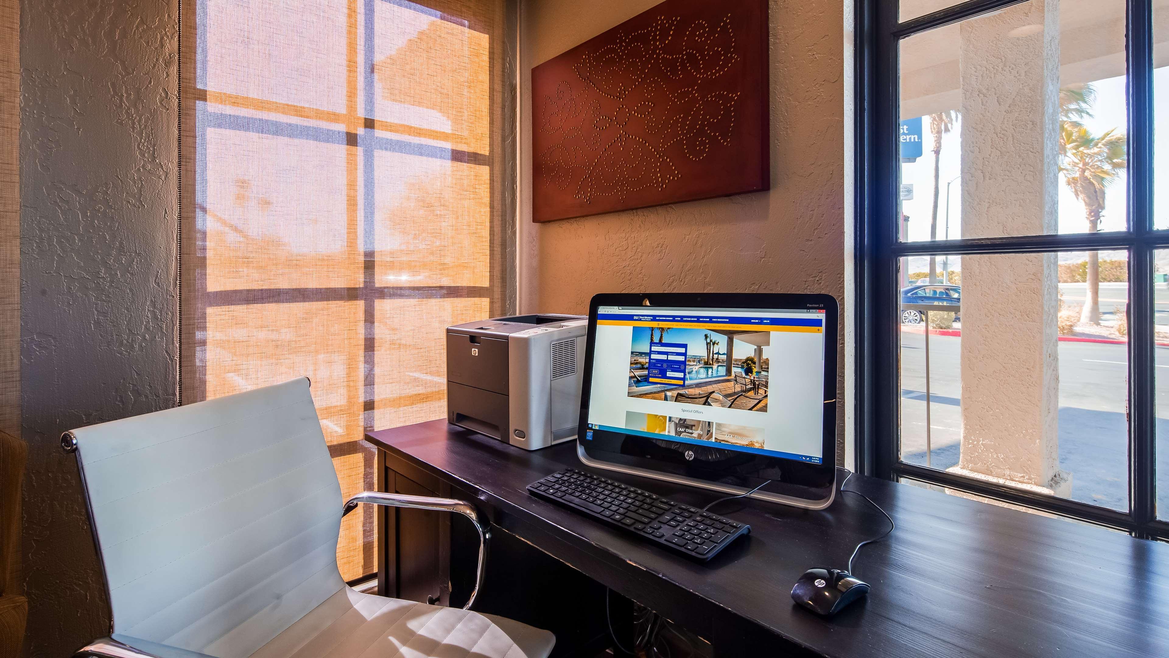 Best Western Desert Villa Inn Barstow Exteriér fotografie